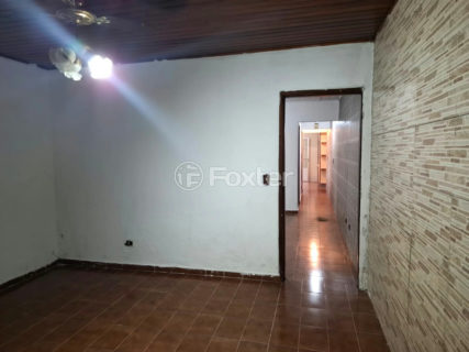 Image 40 - 1033643