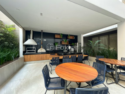 Image 37 - 1033644