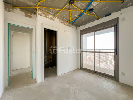 Image 23 - 1033644