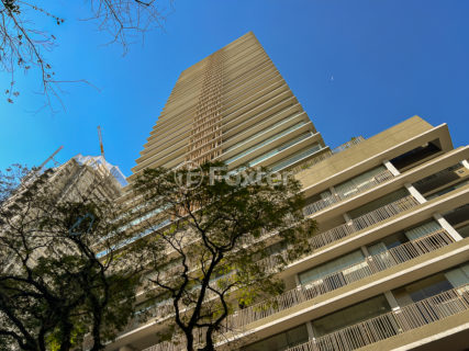 Image 7 - 1033644