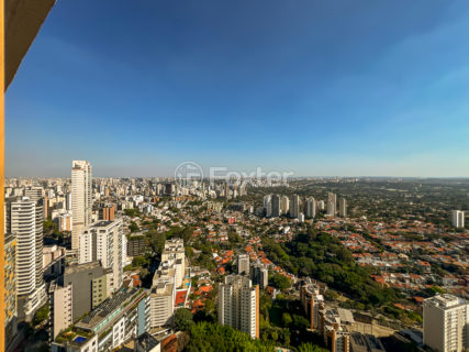 Image 11 - 1033644