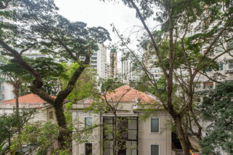 Image 42 - 1033645