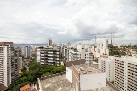 Image 21 - 1033651