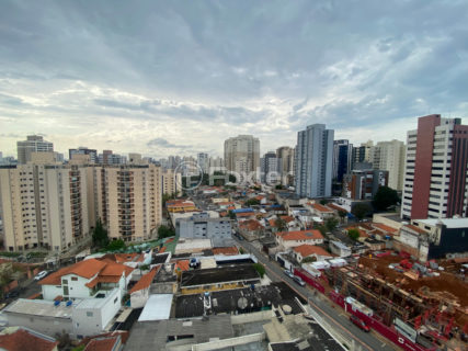 Image 10 - 1033656