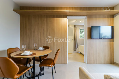 Image 22 - 1033658