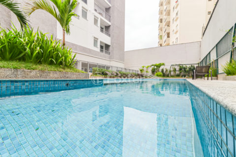 Image 33 - 1033658