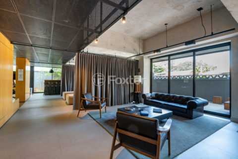 Image 25 - 1033664