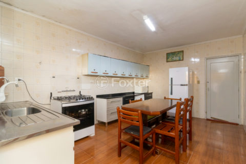 Image 20 - 1033665