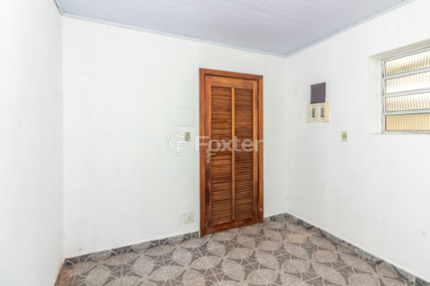 Image 23 - 1033671