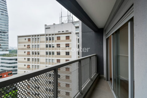 Image 26 - 1033675