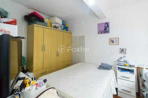 Image 32 - 1033681