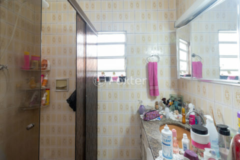 Image 27 - 1033681