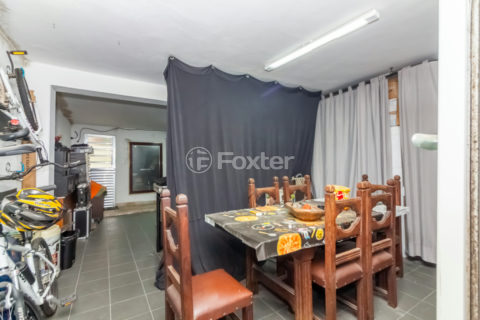 Image 43 - 1033683