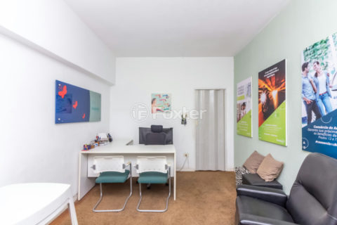 Image 32 - 1033683