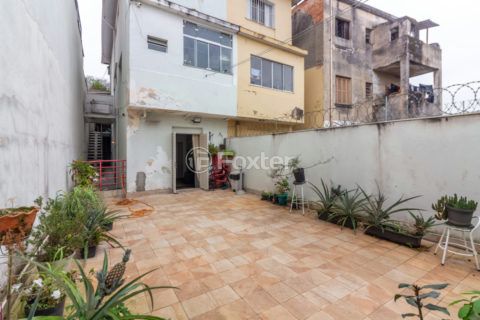 Image 38 - 1033683
