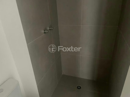 Image 7 - 1033686