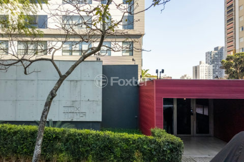 Image 74 - 1033688