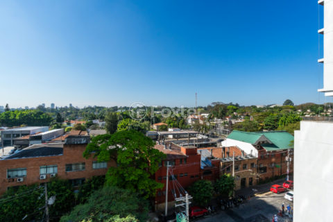 Image 37 - 1033688