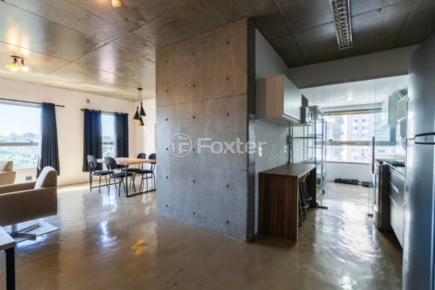 Image 3 - 1033688