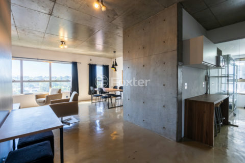 Image 2 - 1033688