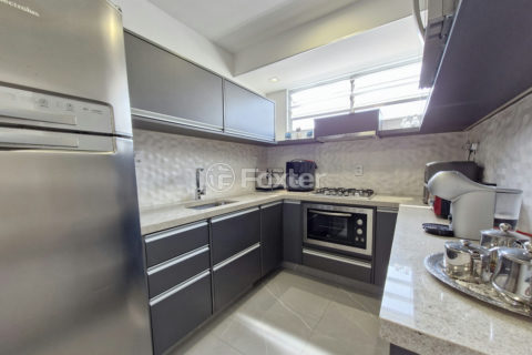 Image 9 - 1033691