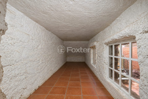 Image 37 - 1033697