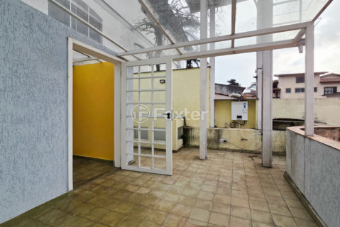 Image 22 - 1033697