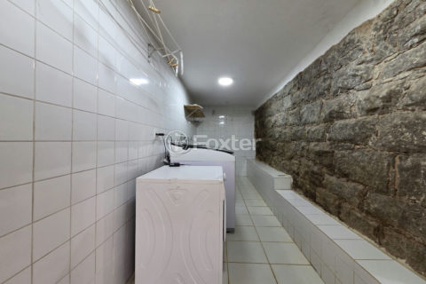 Image 36 - 1033697