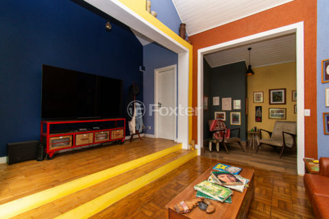 Image 3 - 1033697