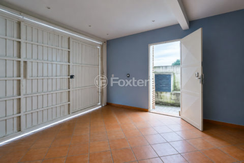 Image 41 - 1033697