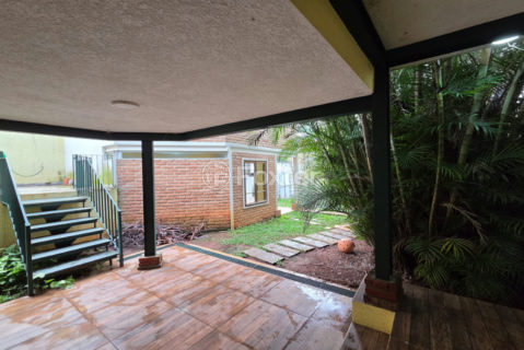 Image 35 - 1033697