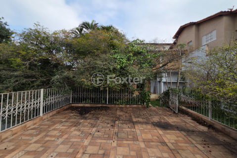 Image 32 - 1033697