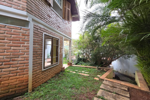 Image 39 - 1033697