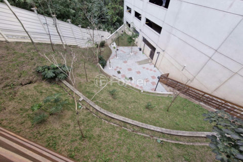 Image 15 - 1033701
