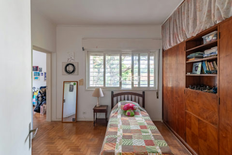 Image 35 - 1033703
