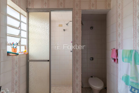 Image 43 - 1033703