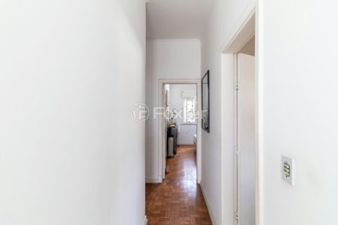 Image 26 - 1033703