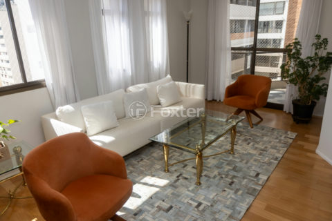 Image 7 - 1033705