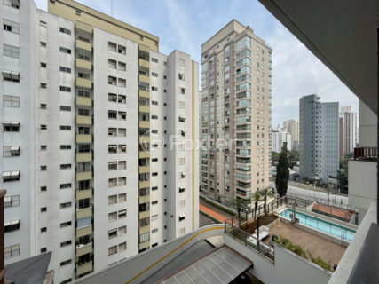 Image 31 - 1033706