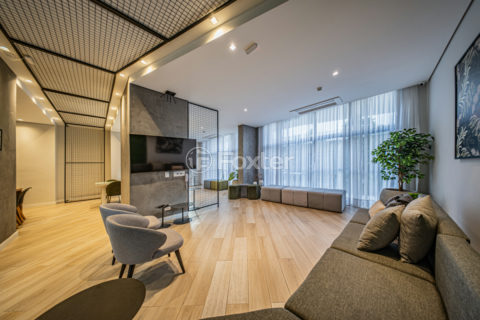 Image 32 - 1033711