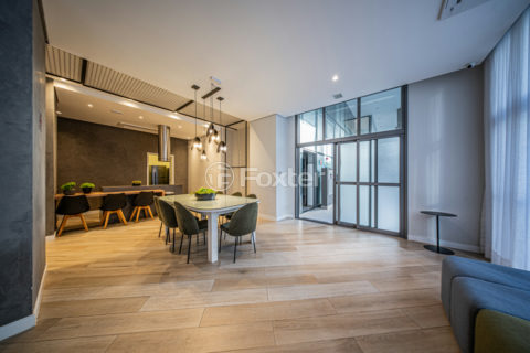 Image 27 - 1033711