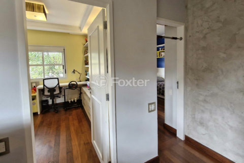 Image 30 - 1033724
