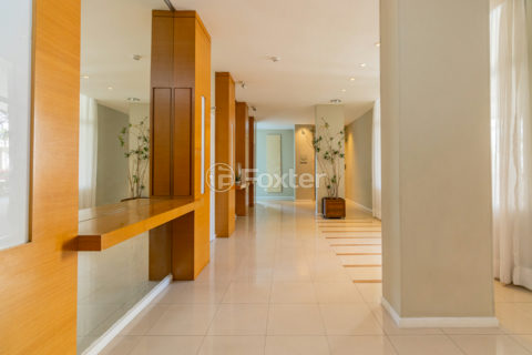 Image 33 - 1033729