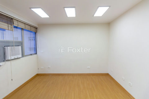 Image 5 - 1033730
