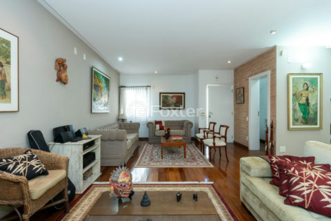 Image 3 - 1033733