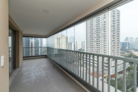 Image 11 - 1033736