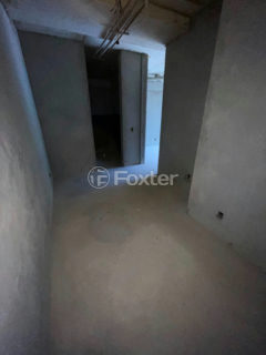Image 33 - 1033739