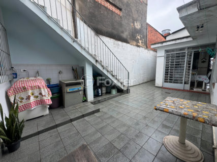Image 25 - 1033744