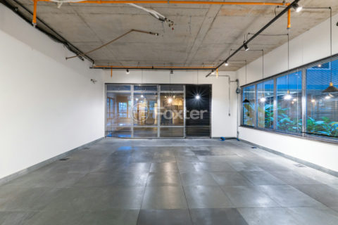 Image 10 - 1033765