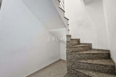 Image 18 - 1033770